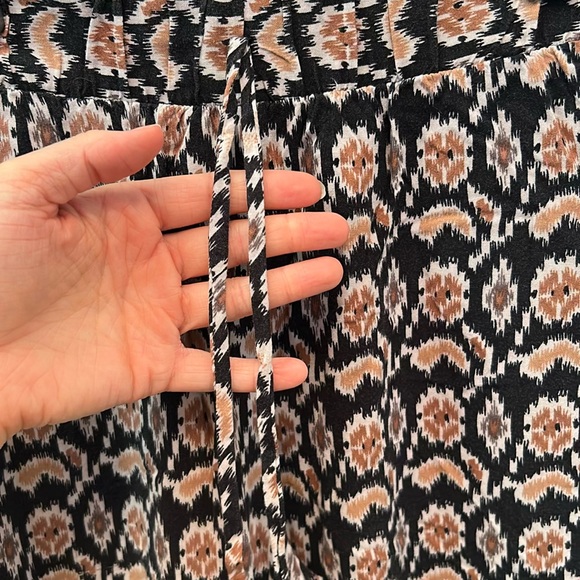 Print Flare Pants - Picture 4 of 6